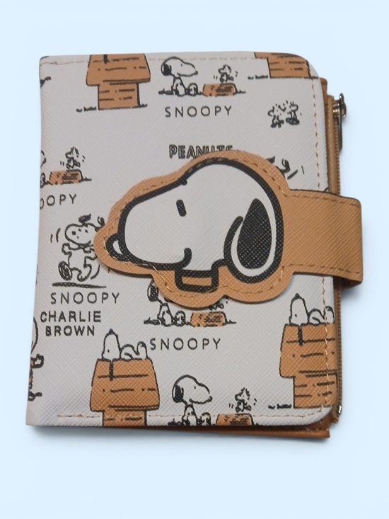 Peanuts Other - Peanuts -NWT, Snoopy & Friends Wallet, 3 Slots for Cards